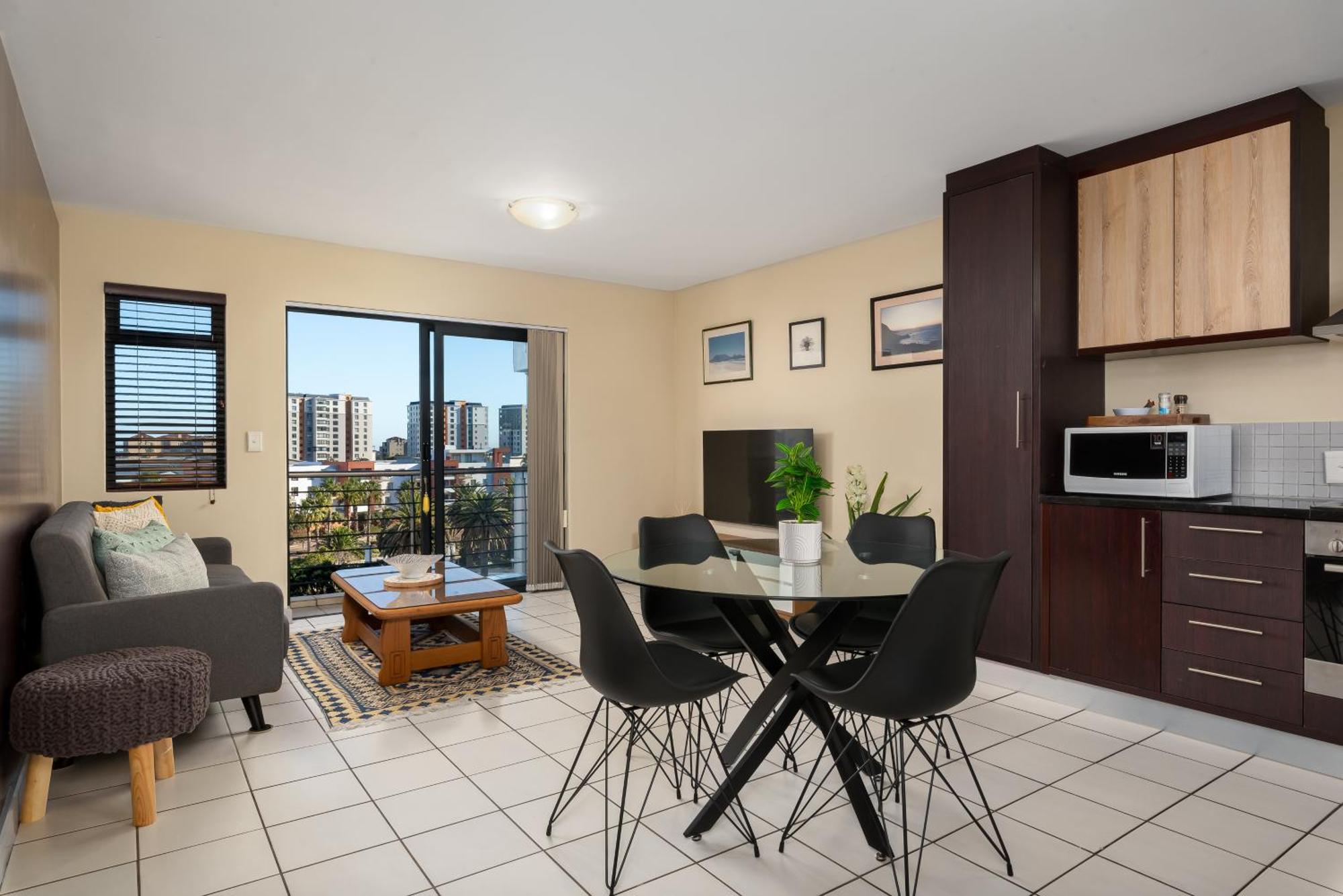 Knightsbridge W404 Apartment Cape Town